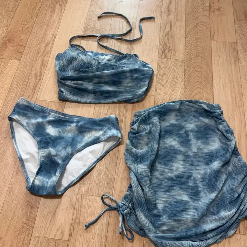 [BUNJANG] Marvel Tie-Dye Swimsuit Set / 마블 수영복
