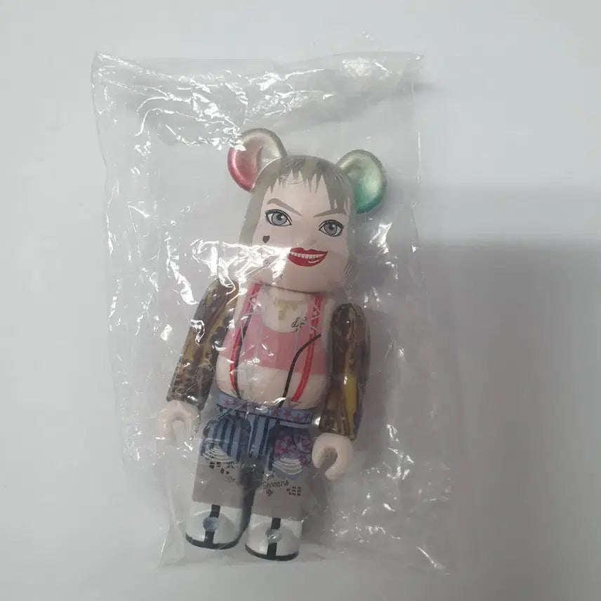 [BUNJANG] Bearbrick Series 39 Villain Harlequin Version / 베어브릭 39탄 빌런 정버전