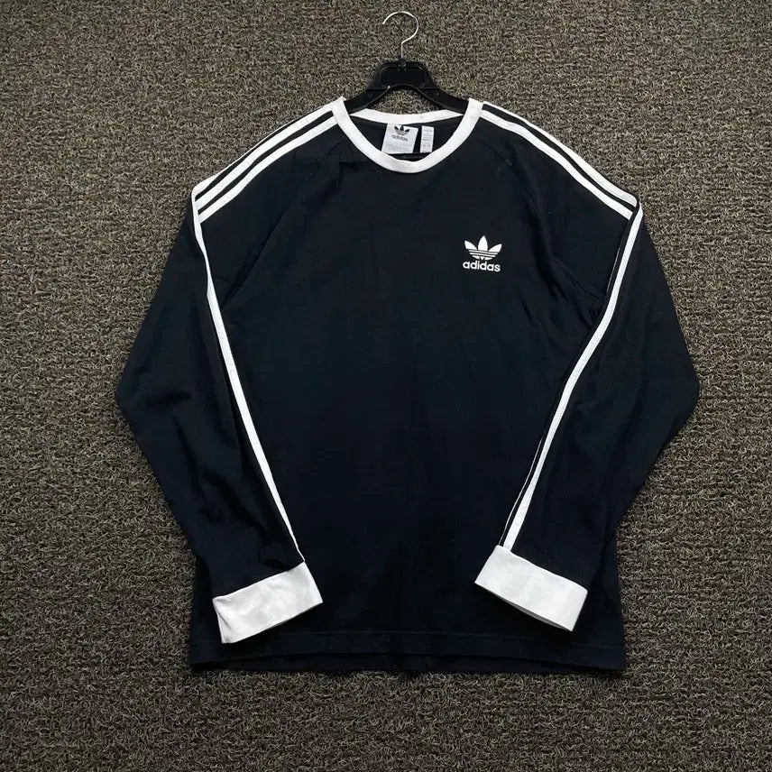 [BUNJANG] Adidas Black Sideline Long Sleeve / 아디다스 블랙 사이드라인 롱 슬리브
