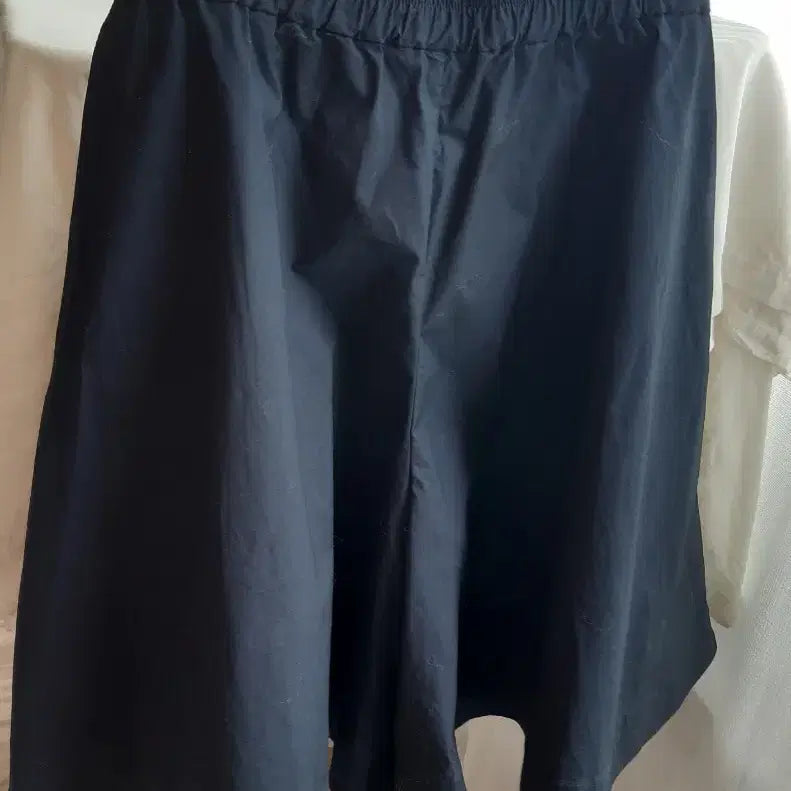 [BUNJANG] COS Culotte Skirt Shorts / 정품이고 ㅡ코스.cos 치마반바지.ㅡ큐롯바지ㅡ택포