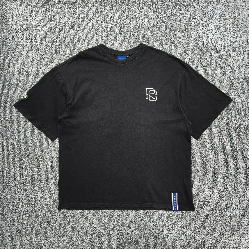 [BUNJANG] Romantic Crown RC Monogram Embroidery Logo Oversized Short Sleeve T-Shirt / 빈티지9. 로맨틱크라운 RC 모노그램 자수 로고 오버핏 반팔티