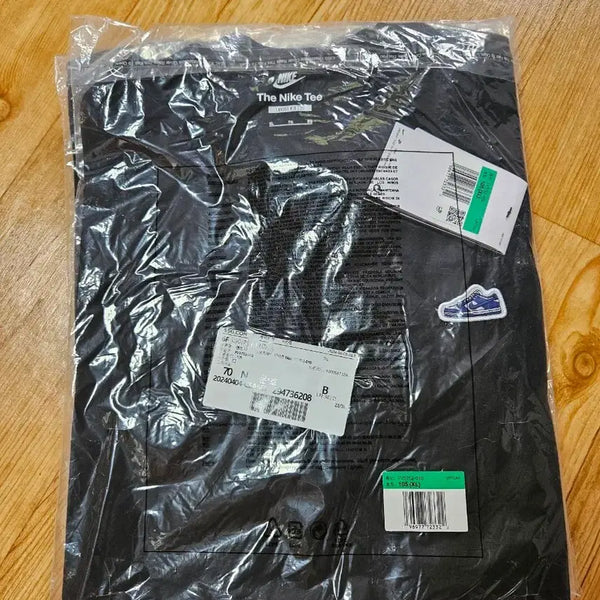 [BUNJANG] Nike Sportswear The Nike T-Shirt Black / 나이키 더 나이키 티셔츠 블랙 M, XL