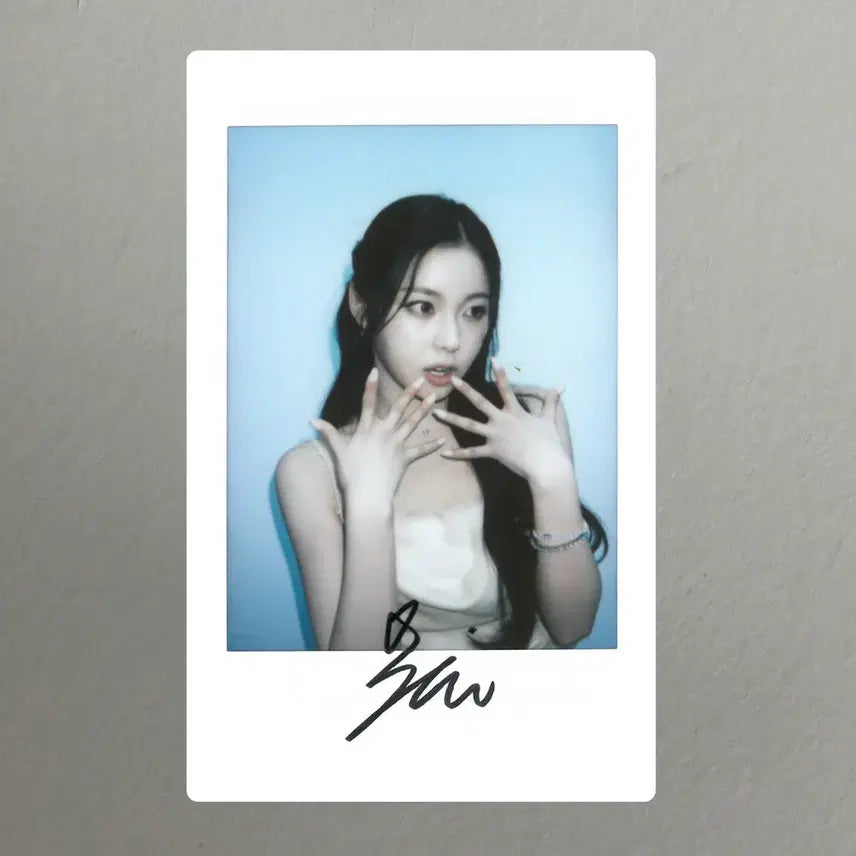 [BUNJANG] NMIXX Gyujin Signed Polaroid / 엔믹스 규진 사인 폴라로이드 판매
