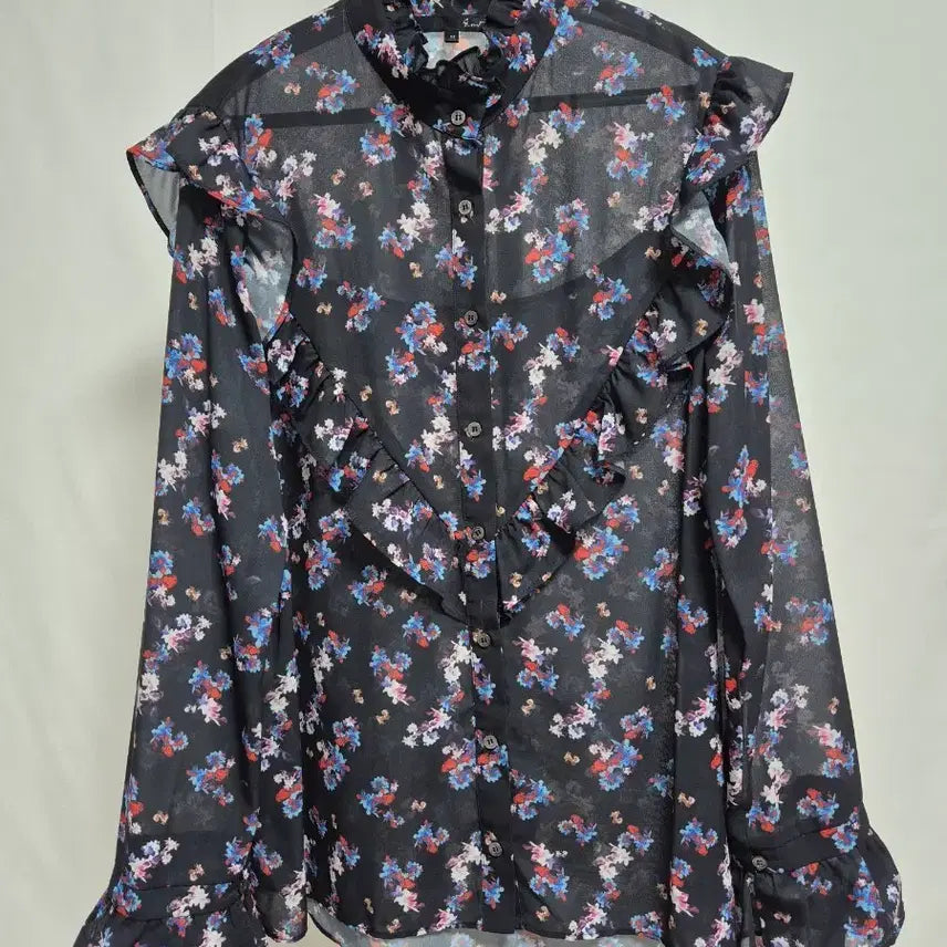 [BUNJANG] JIGOTT Black Chiffon Flower Frill Blouse / 지고트 블랙 쉬폰 플라워 프릴 블라우스