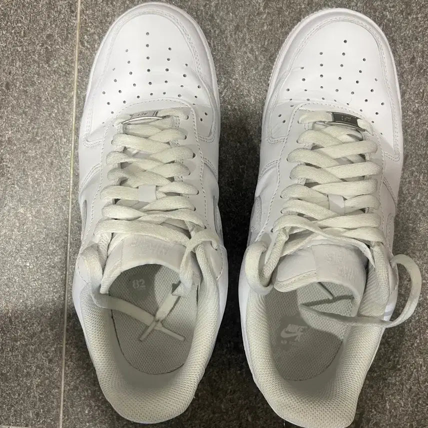 [BUNJANG] Nike Air Force 1 Low '07 (265) / 에어포스 265 상태좋음