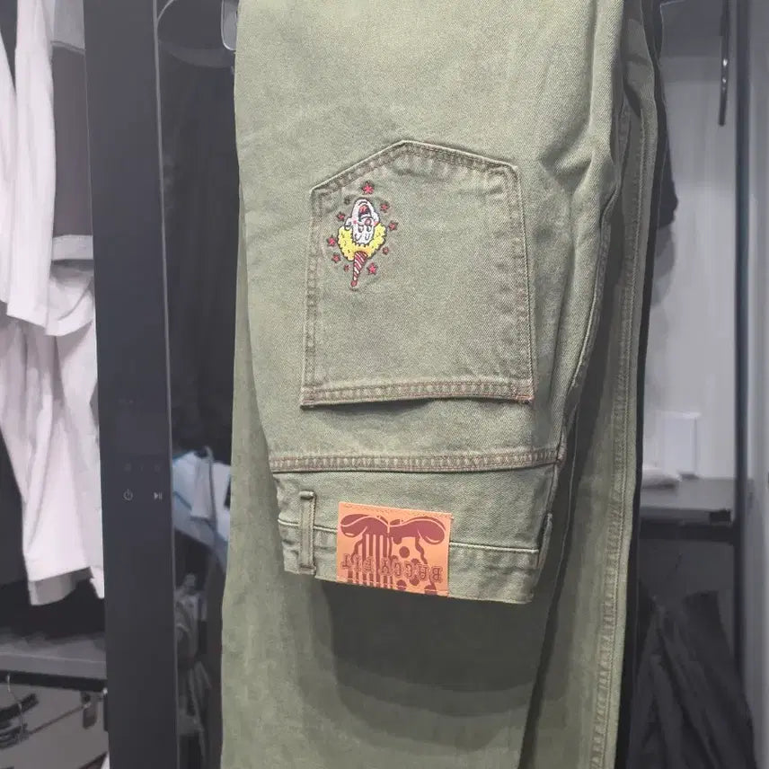 [BUNJANG] Wecanders Pierrot Embroidered Denim Pants XL / 위캔더스 피에로 데님 팬츠 XL