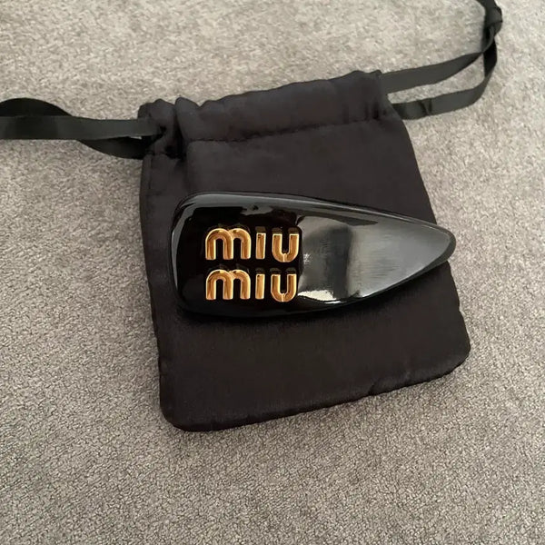 [BUNJANG] Miu Miu Black Hairpin Gold Logo / 미우미우 블랙 헤어핀 골드 로고