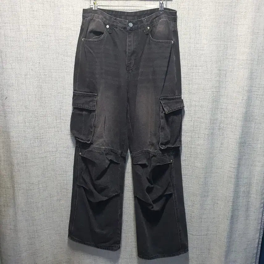 [BUNJANG] Trillion Black Black Cargo Pants M / 트릴리온 블랙 흑청 카고 팬츠 M