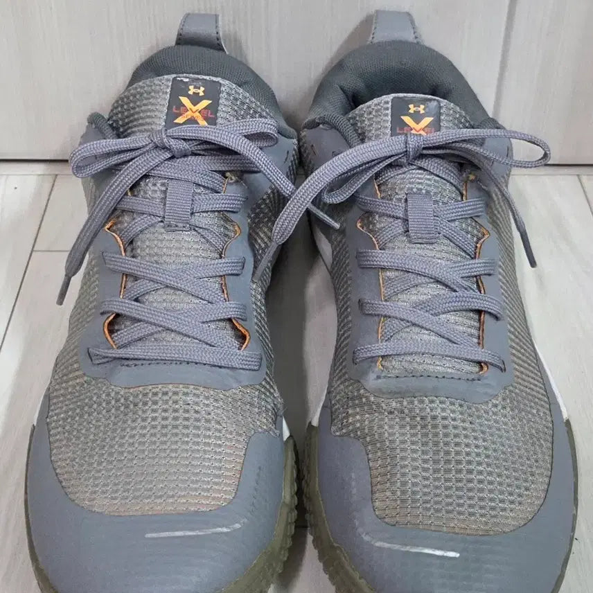 [BUNJANG] Under Armour Level Up Sneakers Gray 280 / 언더아머 레벨업 운동화 그레이 280