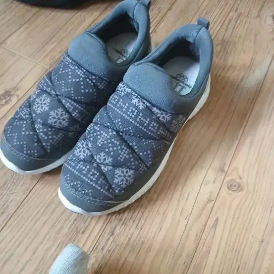 [BUNJANG] The North Face 230 Women's Sneakers / 노스페이스 230
