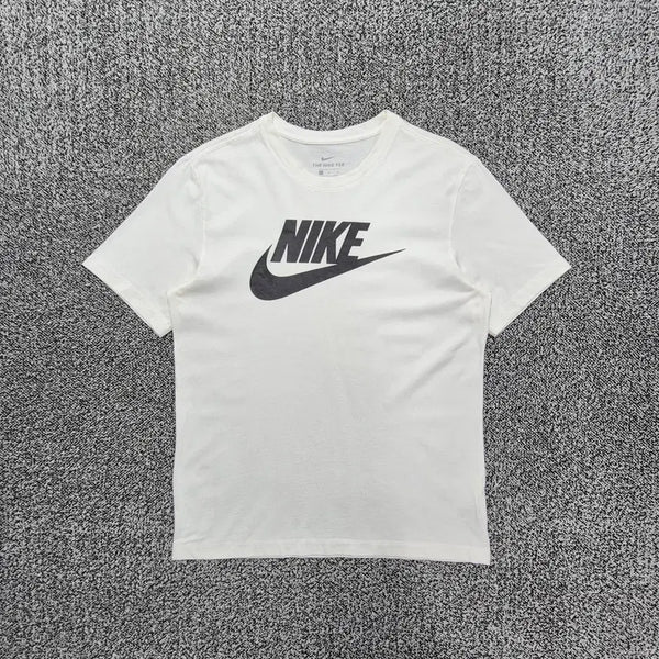 [BUNJANG] Nike NSW Icon Futura Short Sleeve T-Shirt White / 빈티지9. 나이키 NSW 아이콘 푸추라 반팔 티셔츠 화이트