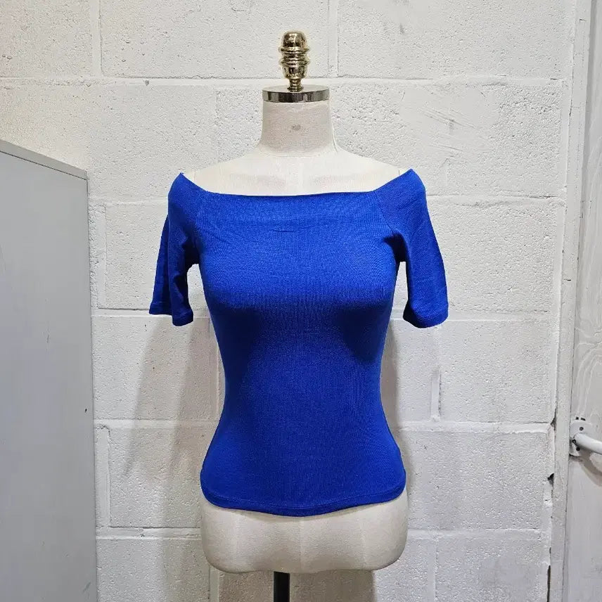 [BUNJANG] Off-Shoulder Ribbed Cropped Short-Sleeve T-Shirt - Blue / 오프숄더 크롭 골지 반팔- 파랑
