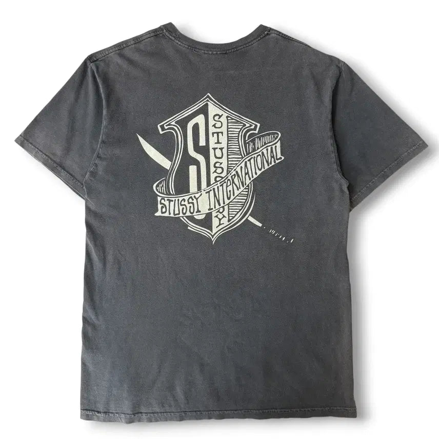 [BUNJANG] Stussy Coat of Arms Pigment Dyed T-Shirt / 스투시 코트 오브 암즈 피그먼트 다이드 티셔츠 M