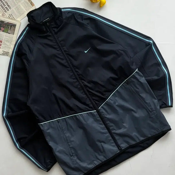[BUNJANG] Nike Vintage Sideline Windbreaker Jacket / Nike 나이키 빈티지 사이드라인 바람막이