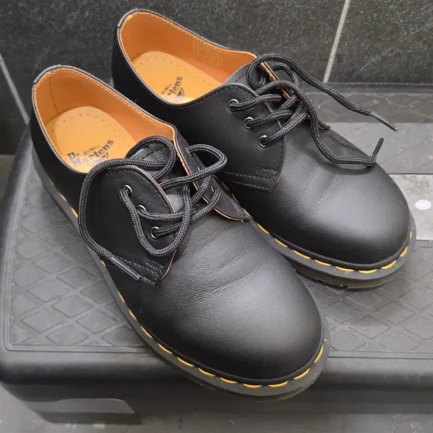 [BUNJANG] Dr. Martens 1461 Napa Leather Shoes Size 230 (Worn Once) / 닥터마틴 1461 나파 230사이즈 1회착용