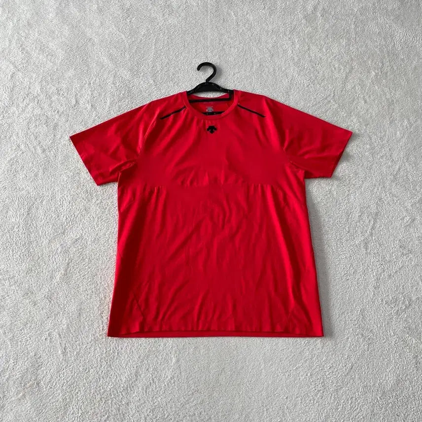 [BUNJANG] Descente Men's Functional Short Sleeve T-Shirt XL Red / XL 데상트 남성 기능성 반팔티셔츠 105