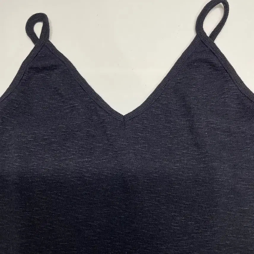 [BUNJANG] Sleeveless Top with Back Detail / [FREE] 검정색 끈나시 백부분 포인트 새상품