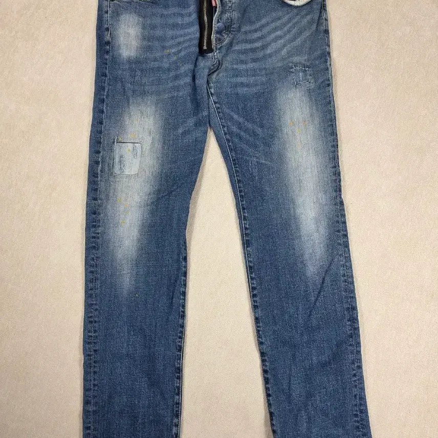 [BUNJANG] DSQUARED2 Big Zipper Paint Distressed Denim Jeans / 디스퀘어드2 프론트 빅지퍼 페인트 디스 데님 진 청바지