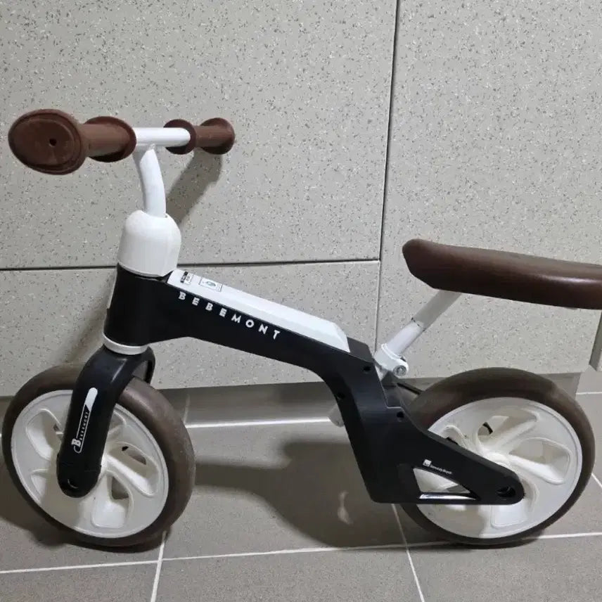 [BUNJANG] BebeMong Balance Bike Black Brown / 베베몽 밸런스 바이크 블랙 브라운