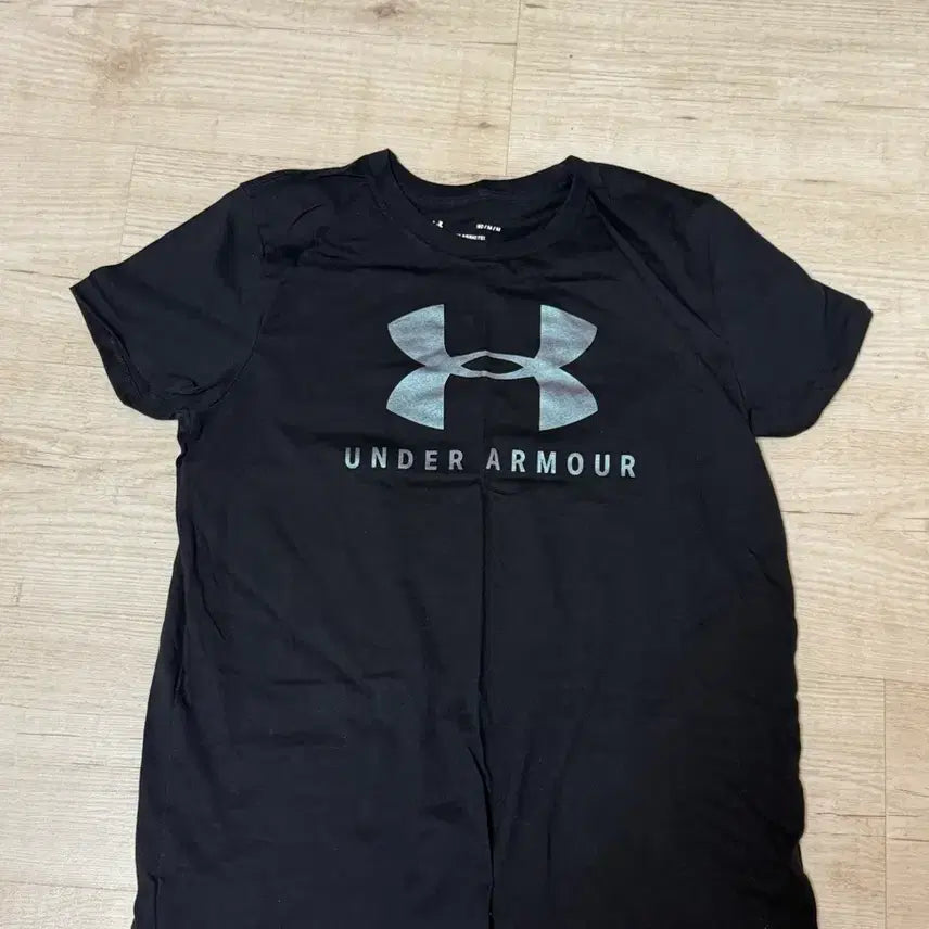 [BUNJANG] Under Armour Logo Short Sleeve T-Shirt Black / 언더아머 로고 반팔 티셔츠 블랙