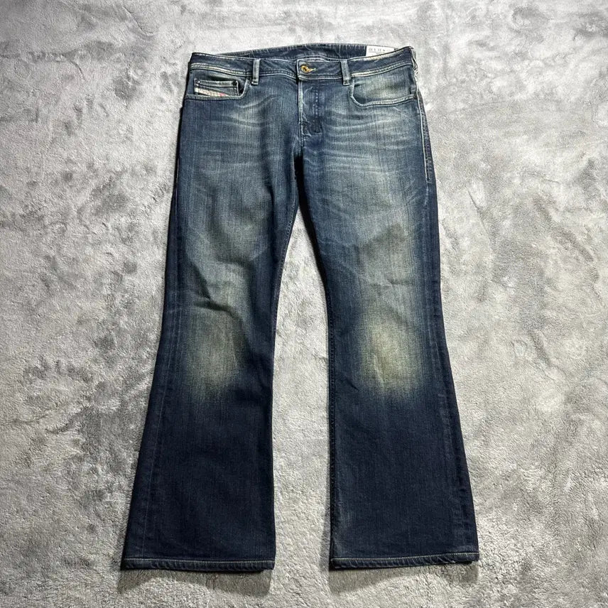 [BUNJANG] Diesel Zathan Bootcut Washed Denim Pants 31/30 / 디젤 ZATHAN 자탄 부츠컷 워싱 데님팬츠 31/30