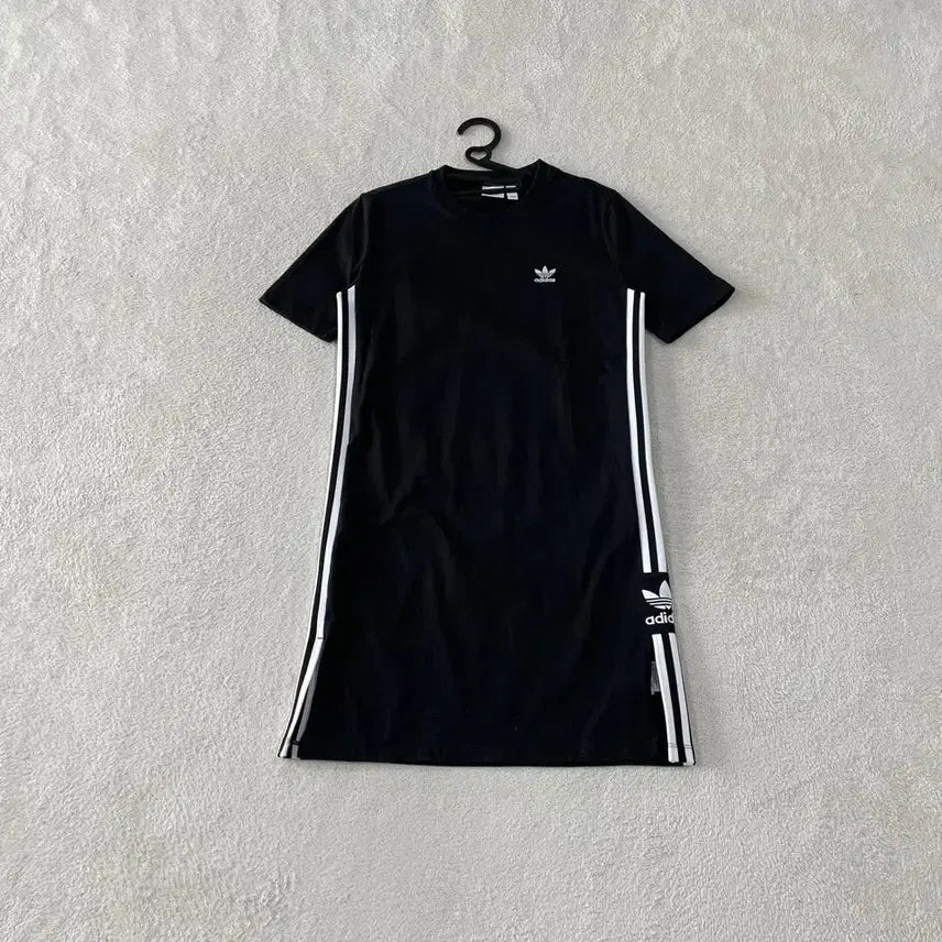 [BUNJANG] Adidas Women's Lock-Up Short Sleeve T-Shirt Dress / S 아디다스 여성 락업 티 드레스 원피스 반팔