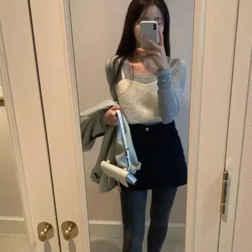 [BUNJANG] Lazy Society Alpaca V-neck Bustier / 레이지샵 알파카 벨 뷔스티에