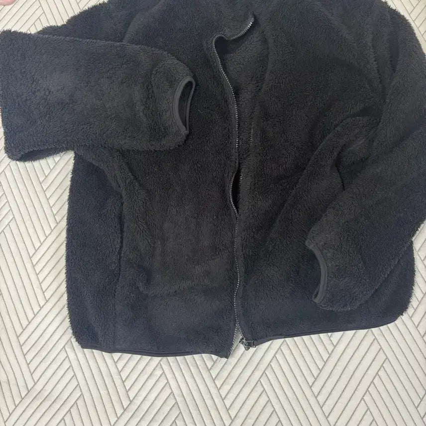 [BUNJANG] Uniqlo Fleece Zip-Up Jacket Black / 유니클로 후리스 집업 블랙