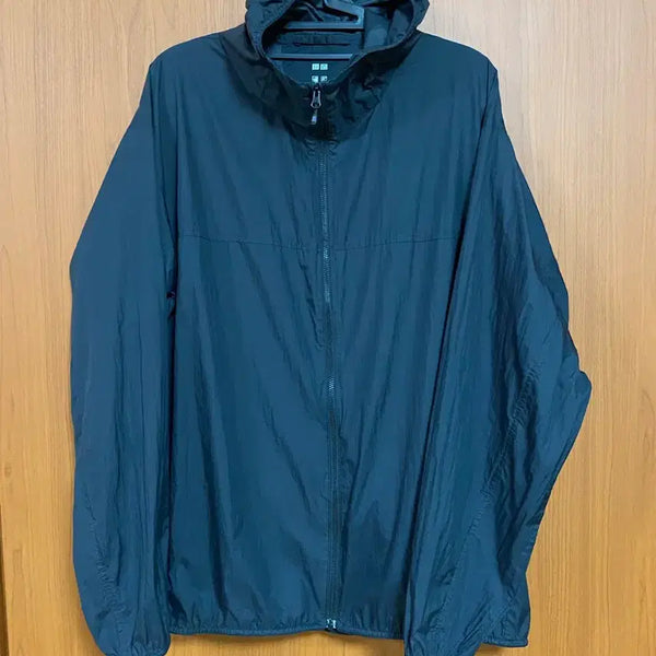 [BUNJANG] Uniqlo Lightweight Windbreaker Jacket Black XL / [UNIQLO] 유니클로 경량 바람막이 자켓 블랙 XL사이즈