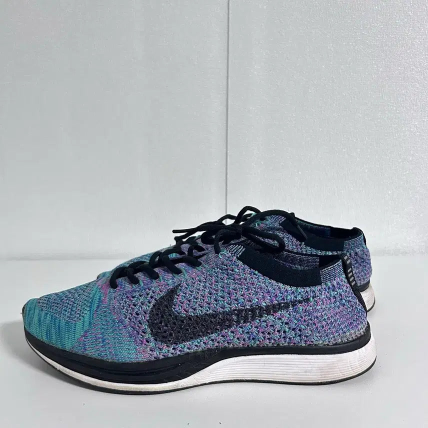 [BUNJANG] Nike Flyknit Racer Shoes (Size 250) / 나이키 플라이니트 레이서(250)