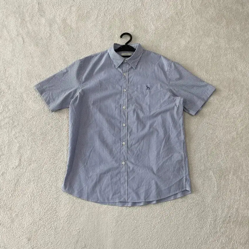 [BUNJANG] Hazzys Men's Short Sleeve Shirt (M) / M 헤지스 남성 2024 반팔셔츠 95