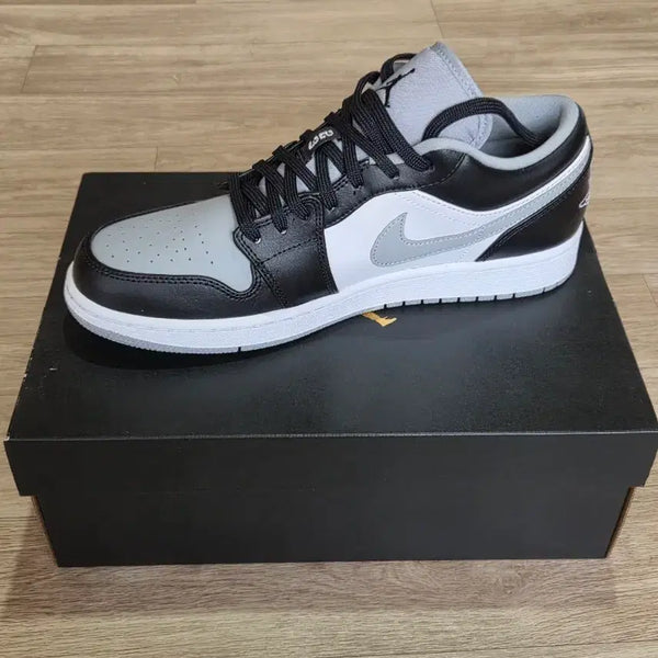 [BUNJANG] Nike Air Jordan 1 Low Black Smoke Grey / 나이키 조던1로우 블랙스모크그레이 시이즈275