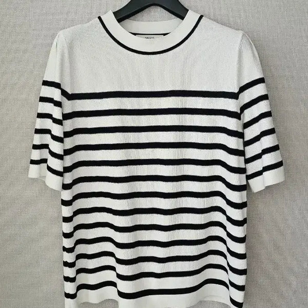 [BUNJANG] Hazzys 24ss Knit White Navy Striped / (24ss) 헤지스 니트