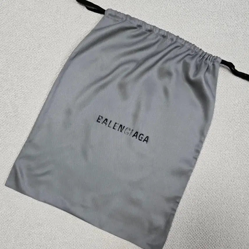 [BUNJANG] Balenciaga Dust Bag / *신형* 발렌시아가 더스트백 (40.5x50.5)