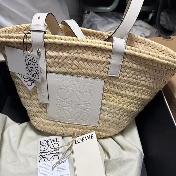 [BUNJANG] Loewe Raffia Medium Basket Bag / 로에베 라탄백 라피아 미디엄 미듐