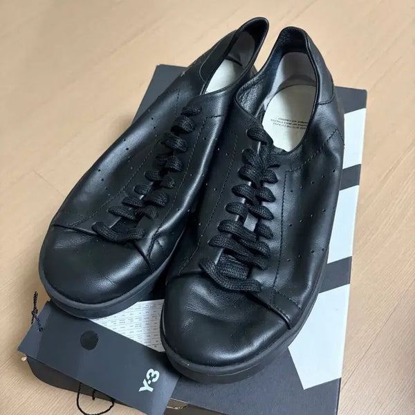 [BUNJANG] Y-3 Stan Smith Black Leather Sneakers / Y3 스탠스미스 블랙 uk9 275 2회착용