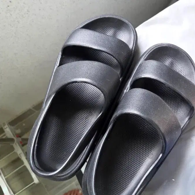 [BUNJANG] Black Two-Strap EVA Sandals (Size 255-260) / 블랙 eva 투 스트랩 샌들 255~ 260