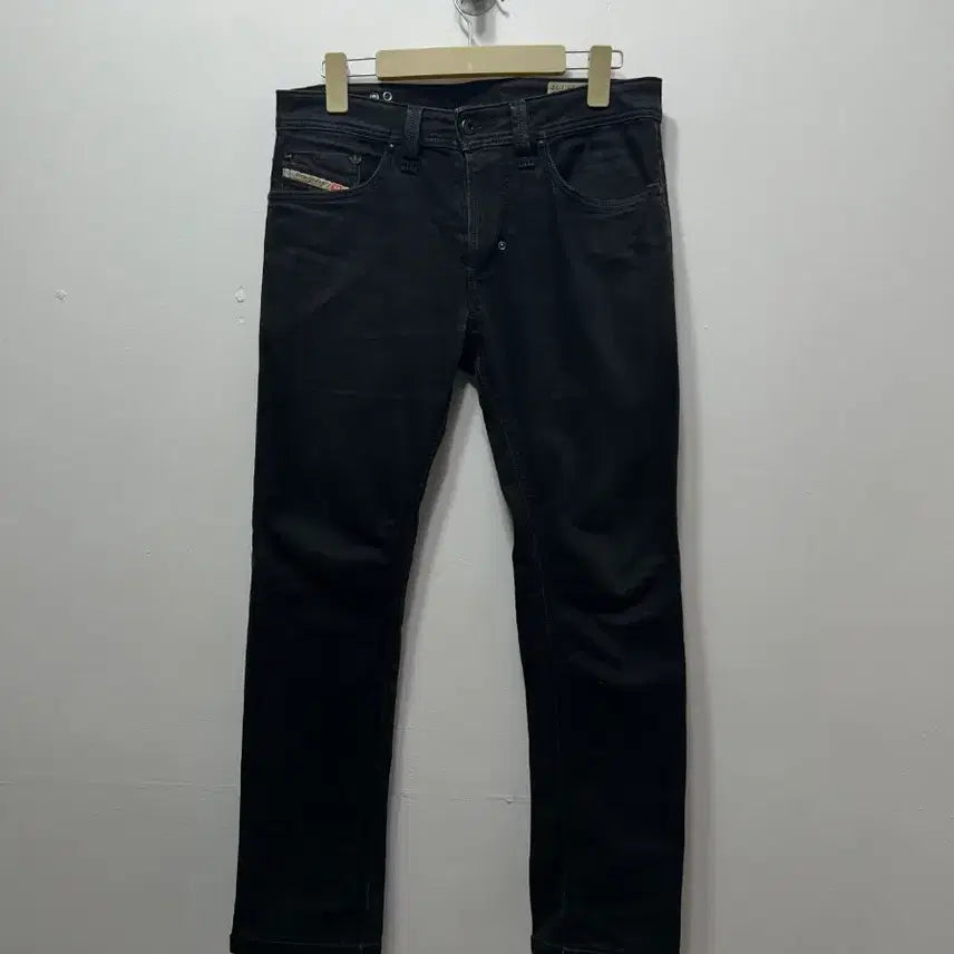 [BUNJANG] Diesel x Adidas Collaboration Black Jeans (Size 32) / 디젤 청바지 블랙 아디다스 콜라보 32