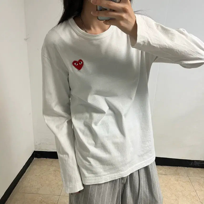 [BUNJANG] Comme des Garçons Heart Patch Long Sleeve T-shirt / 꼼데가르송 와펜 롱슬리브