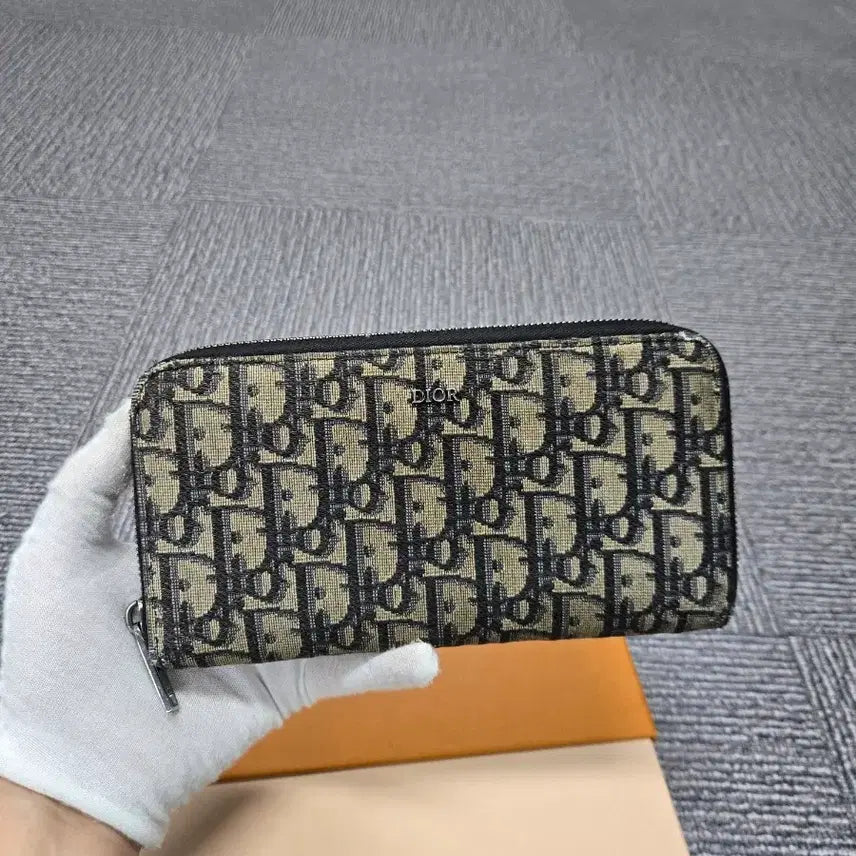 [BUNJANG] Dior Oblique Jacquard Zipped Long Wallet / [특가][정품] 디올 오블리크 지퍼 장지갑
