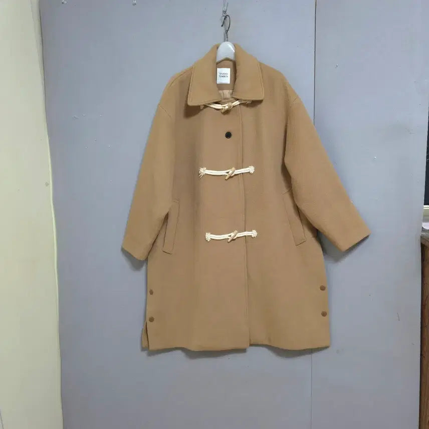 [BUNJANG] Tomboy Toggle Coat Beige / 톰보이 떡복이단추 박시한 코트 FF   n7319