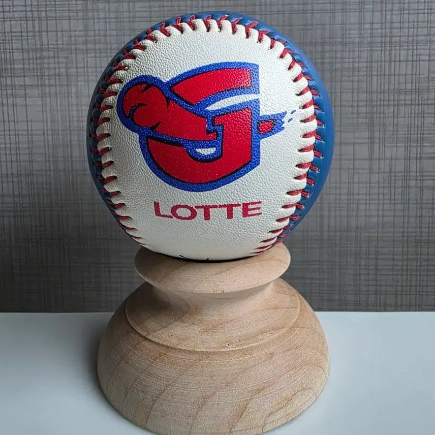 [BUNJANG] Lotte Giants Old Ball Printed Autograph Baseball / 롯데자이언츠 올드볼 인쇄 싸인볼 야구공