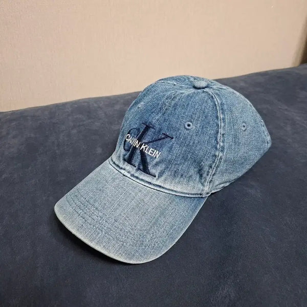 [BUNJANG] Calvin Klein Denim Cap / 캘빈클라인 데님 볼캡