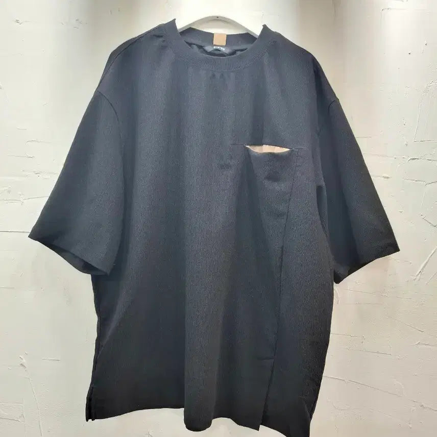 [BUNJANG] System Black Pocket Short Sleeve T-Shirt / 시스템 블랙 포켓 반팔 티셔츠 100