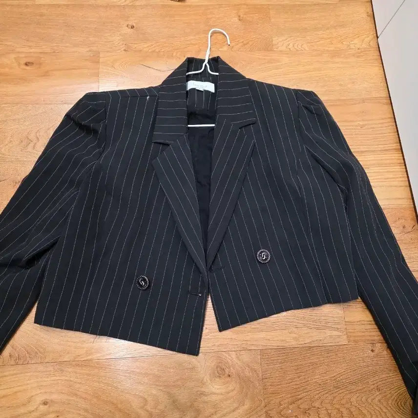 [BUNJANG] Stripe Crop Holbok Jacket (Size 66-77) / 스트라이프 크롭 홀복 자켓 66~77사이즈