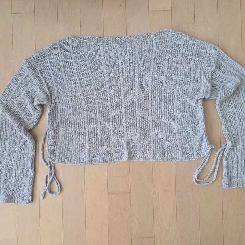 [BUNJANG] Lightweight Off-Shoulder Knit Top / 오프숄더(?) 얇은 니트 판매