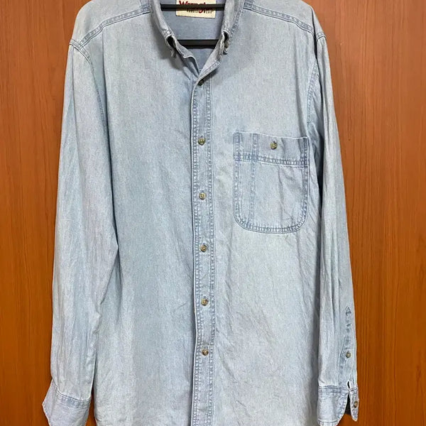 [BUNJANG] Wrangler Light Wash Denim Shirt Medium / [Wrangler] 랭글러 연청 셔츠 M사이즈