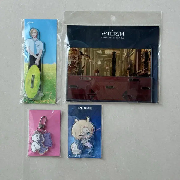 [BUNJANG] PLAVE Noah (Bundle Set) Sealed Acrylic Stand, Aniplex Diorama Acrylic Stand, Samwhy Keyring / (일괄)미개봉 플레이브 노아 육여 아크릴스탠드,애니플러스 디오라마 아크릴스탠드,삼왜 키링