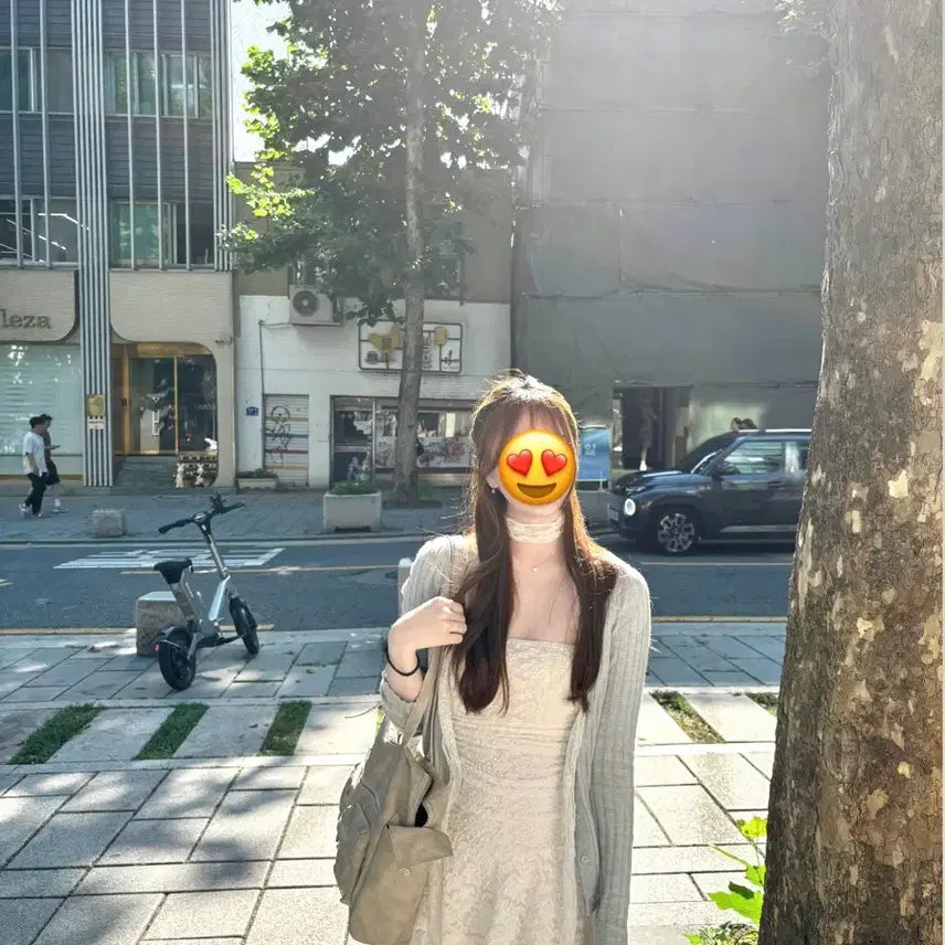 [BUNJANG] FromMuse See-Through Lace Muffler Scarf / 프롬뮤즈 시스루 레이스 머플러 스카프