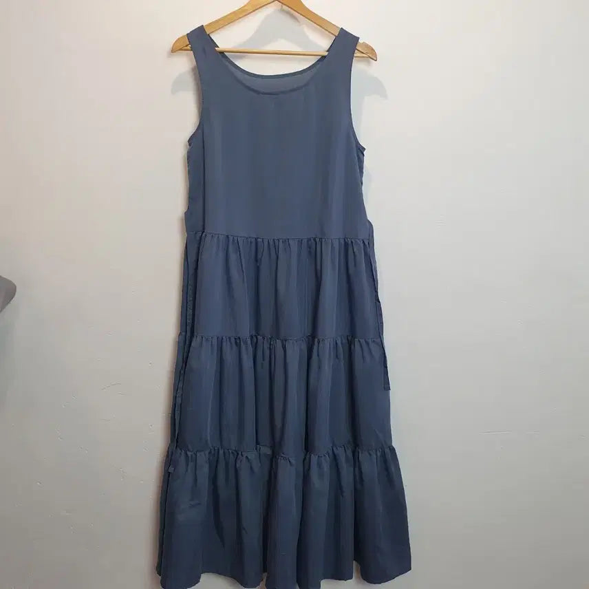 [BUNJANG] Mute Deep Blue Tiered Long Dress / 뮤트 딥 블루 캉캉 롱 원피스